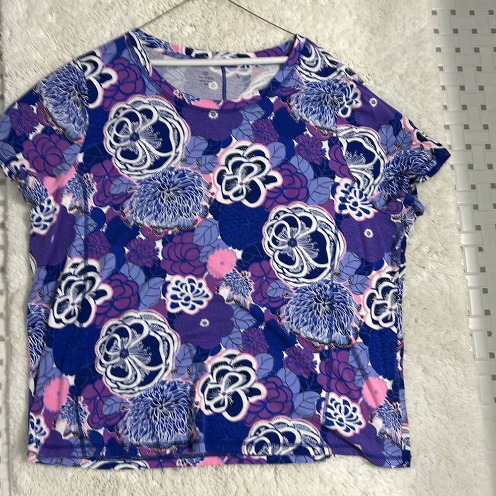 Talbots T active wear flower shirt